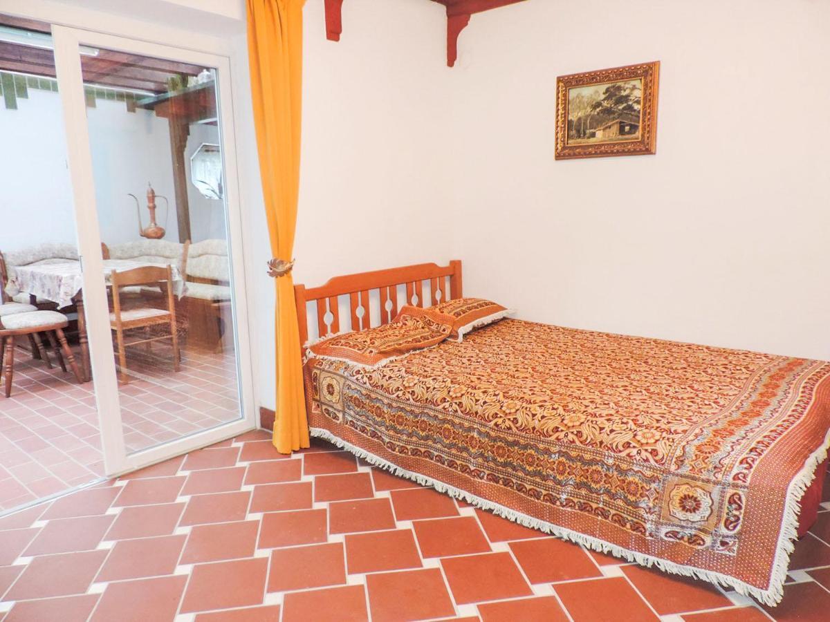 ורניגרוד Stilvolles Ferienhaus Artdeco מראה חיצוני תמונה